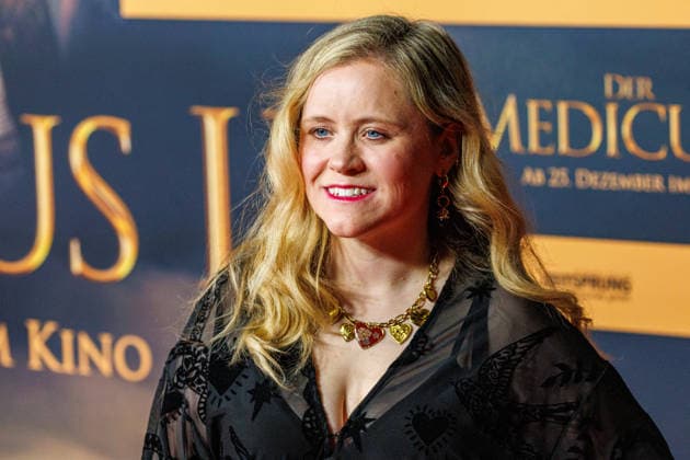 15.12.2025. Köln. Weltpremiere des Historienfilms DER MEDICUS 2 im Cinedom Köln. Red Carpet. Hier: Evelyn Craven Köln Cinedom Nordrhein-Westfalen Deutschland