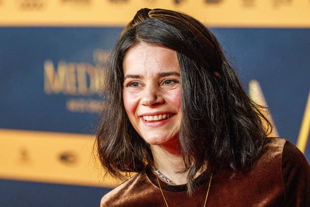 15.12.2025. Köln. Weltpremiere des Historienfilms DER MEDICUS 2 im Cinedom Köln. Red Carpet. Hier: Joyce Ilg Köln Cinedom Nordrhein-Westfalen Deutschland
