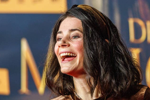 15.12.2025. Köln. Weltpremiere des Historienfilms DER MEDICUS 2 im Cinedom Köln. Red Carpet. Hier: Joyce Ilg Köln Cinedom Nordrhein-Westfalen Deutschland
