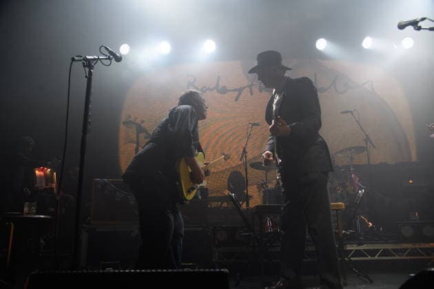 Babyshambles Perform at Koko, London Guitarist Mick Whitnall and lead singer Pete Doherty of English rock band Babyshambles performs at Koko in London, England, UK on Monday 15 December 2025., Credit:Justin Ng Avalon UK, England, London, Koko  Copyright: xJustinxNgx xAvalonx 1059587943