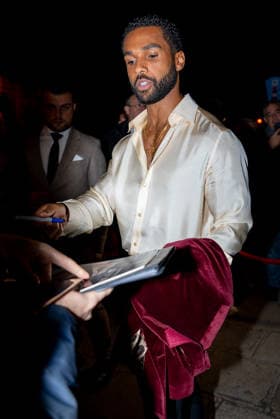 Lucien Laviscount The cast and crew of the series Emily in Paris gather at Maxim s after the premiere of season 5 at the Grand Rex in Paris on 15 December 2025 Yoann Ouahcene Bestimage The cast and crew of the series Emily in Paris gather at Maxim s after the premiere of season 5 at the Grand Rex in Paris on 15 December 2025 Paris Bolivia  Copyright: xYoannxOuahcenex xBestimagexYoannxOuahcenex xBestimagex