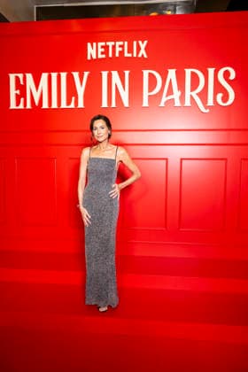 Minnie Driver at the premiere of the series Emily in Paris season 5 at the Grand Rex in Paris on 15 December 2025 Pierre Perusseau Bestimage Premiere of season 5 of the series Emily in Paris at the Grand Rex in Paris on 15 December 2025 Paris France  Copyright: xPierrexPerusseaux xBestimagexPierrexPerusseaux xBestimagex