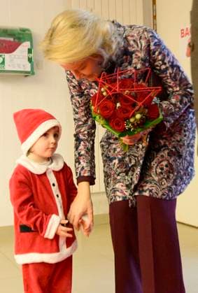 King Philippe And Queen Mathilde Visit Convalescent Home NIEUWPOORT, BELGIUM - DECEMBER 16: King Philippe and Queen Mathilde pictured paying a Christmas visit to the non-profit organisation Samana at the Ter Duinen holiday and convalescent home in Nieuwpoort on December 16, 2025 in NIeuwpoort, Belgium, 16 12 2025 NIeuwpoort Belgium  Copyright: xPhilipxReynaersx