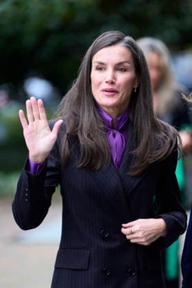 Queen Letizia attends a Meeting of the Board of Trustees of the Fad Youth Foundation Queen Letizia of Spain attends a Meeting of the Board of Trustees of the Fad Youth Foundation at Meta Headquarters on December 16, 2025 in Madrid, Spain Photo by IMAGO MPG Madrid Meta Headquarters Madrid Spain  Copyright: xMPGx
