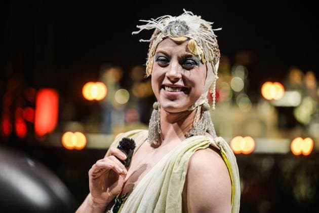 Zirkus Flic Flac in Duisburg ** NUR FÜR REDAKTIONELLE ZWECKE ** EDITORIAL USE ONLY **<p>Barbette gibt eine Probe im Zirkus Flic Flac in Duisburg am Dienstag , 16. Dezember 2025. Erste Probe vom Zirkus Flic Flac in Duisburg mit Stars wie RenÃ Casselly und Kathrin Menzinger. Das Let s-Dance-Paar tanzt in der Show. Jetzt gibt es einen ersten Einblick in die Show. Geplant ist auch ein Reel: Hier sollte das Let s Dance Paar definitiv im Fokus stehen. Zwei mögliche Fragen: Was habt ihr für euren Auftritt in Duisburg geplant? Was wird die Besucher erwarten? Duisburg Copyright: SvenjaxHanusch