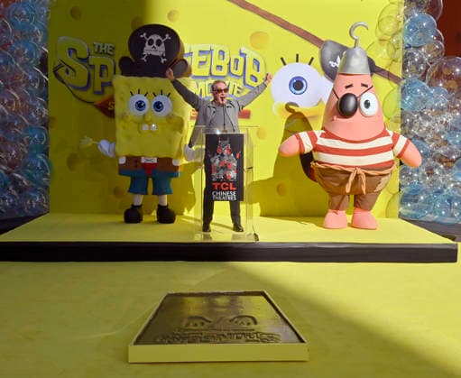 Tom Kenny, the voice of SpongeBob participates in a hand and footprint ceremony immortalizing SpongeBob in the forecourt of the TCL Chinese Theatre (formerly Grauman s) in the Hollywood section of Los Angeles on Tuesday, December 16, 2025.  LAP20251216405 JIMxRUYMEN