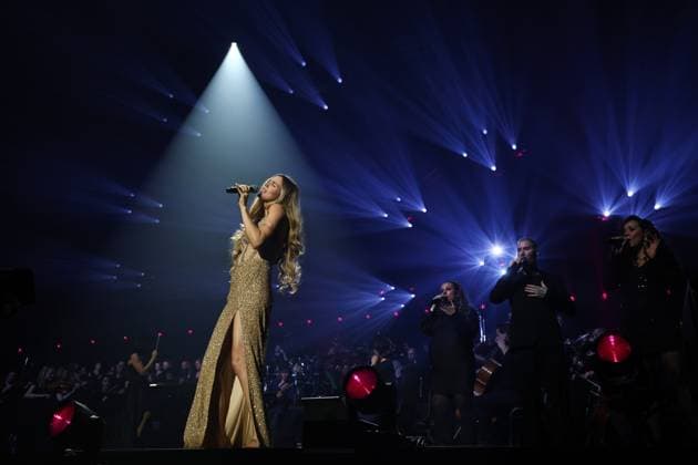 Night of the Proms Erfurt 16.12.2025, Erfurt, Messehalle, Night of the Proms - Klassik trifft Pop - mit musikalischer Untermalung des Antwerp Philharmonic Orchestra unter der Leitung von Dirigentin Alexandra Arrieche treten grosse Kuenstler auf und begeistern das Publikum im Bild: Soul-Pop-Saengerin Joss Stone (buergerlich Joscelyn Eve Stoker)