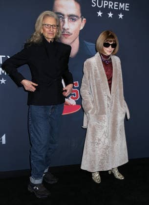 Marty Supreme New York Premiere Annie Leibovitz and Anna Wintour attending the Marty Supreme New York Premiere held at the Regal Times Square on December 16, 2025 in New York City, NY New York City Regal Times Square NY USA Copyright: xStevenxBergman AFF-USA.COMx