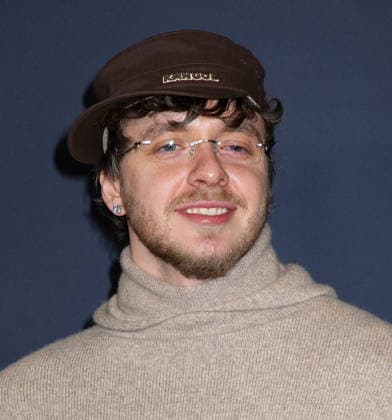Marty Supreme New York Premiere Jack Harlow attending the Marty Supreme New York Premiere held at the Regal Times Square on December 16, 2025 in New York City, NY New York City Regal Times Square NY USA Copyright: xStevenxBergman AFF-USA.COMx