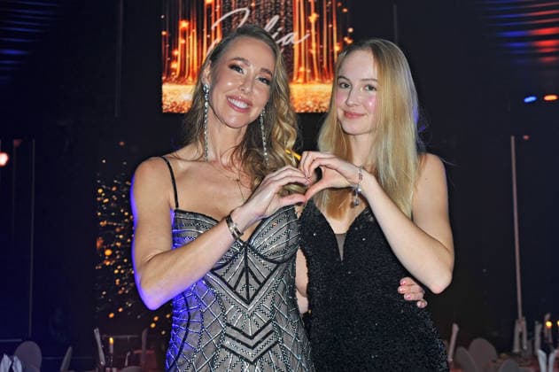 All Together Charity Gala Dinner. Sylvia und Mara Walker anläßlich des All Together Charity Gala Dinner am 16.12.2025 in Heidelberg. 20251216MWI097689
