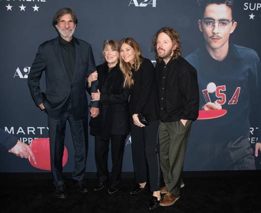 Red carpet for the New York premiere of A24 s Marty Supreme Featuring: Jack Fisk, Sissy Spacek, Schuyler Fisk, Guest Where: New York, New York, United States When: 16 Dec 2025 Credit: Janet Mayer INSTARimages.com EDITORIAL USE ONLY. NOT FOR USE BY NEWSPAPERS BASED IN THE UK. Copyright: xx instar55342434
