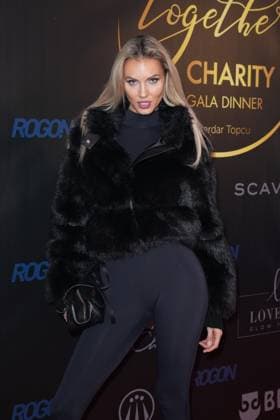 All Together Charity Gala. Franziska Czurratis ( Jenice ) beim der All Together Charity-Gala 2025 im WinterVarieté in Heidelberg. Heidelberg WinterVariete Baden-Württemberg