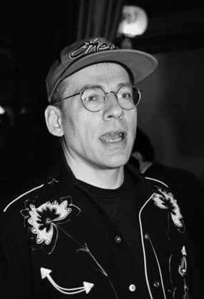 Rosa von Praunheim (Holger Bernhard Bruno Mischwitzky, geboren als Holger Radtke, * 25. November 1942 in Riga, Lettland) ist ein deutscher Filmregisseur und gilt als wichtiger Vertreter des postmodernen deutschen Films. Im m Februar 1995 in Berlin Praunheim ist am 17. Dezember 2025 verstorben *** Rosa von Praunheim Holger Bernhard Bruno Mischwitzky, born Holger Radtke, November 25, 1942 in Riga, Latvia is a German film director and is considered an important representative of postmodern German film In February 1995 in Berlin Praunheim died on December 17, 2025
