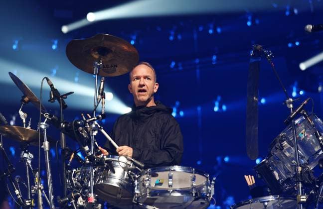 Night of the Proms Erfurt 16.12.2025, Erfurt, Messehalle, Night of the Proms - Klassik trifft Pop - mit musikalischer Untermalung des Antwerp Philharmonic Orchestra unter der Leitung von Dirigentin Alexandra Arrieche treten grosse Kuenstler auf und begeistern das Publikum im Bild: Safri Duo, hier Morten Friis