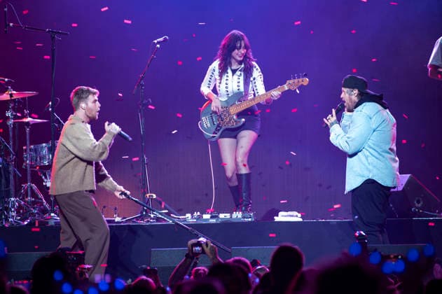 HOT 99.5 iHeartRadio Jingle Ball 2025 DC Alex Warren and Jelly Roll perform during iHeartRadio Hot 99.5 s Jingle Ball 2025 Presented By Capital One at Capital One Arena on December 16, 2025 in Washington, DC. Washington DC Capital One Arena District of Columbia USA Copyright: xLisaxWalker imageSPACEx