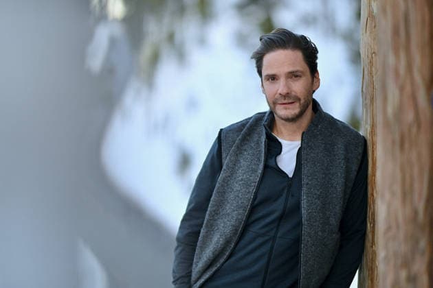 Les Arcs Film Festival - Day Five. FC LES ARCS, FRANCE - DECEMBER 17: Daniel Bruhl attends a photocall during Day Five of Les Arcs Film Festival on December 17, 2025 in Les Arcs, France. Photo by Franck Castel ABACAPRESS.COM Les Arcs France  Copyright: xCastelxFranck ABACAx