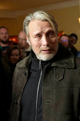 Mads Mikkelsen bei der Premiere des Kinofilms Therapie für Wikinger im Kino im Delphi-Filmpalast. Berlin, 17.12.2025