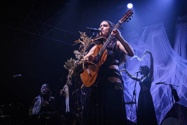 Music Concert - La NINA - Furesta Europa Tour The Neapolitan female singer-songwriter La Nina pseudonym of Carola Moccia - performs live for the Furesta Europa Tour at at Atlantico Club on December 17, 2025 in Rome, Italy Rome Atlantico Italy Copyright: xRobertoxBettacchix xLiveMediax LPM_2198470
