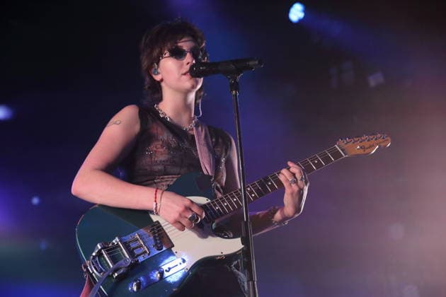 Mikaela Mullaney Straus alias King Princess bei einem Konzert im Astra Kulturhaus in Berlin, 17. Dezember 2025. King Princess Konzert Berlin