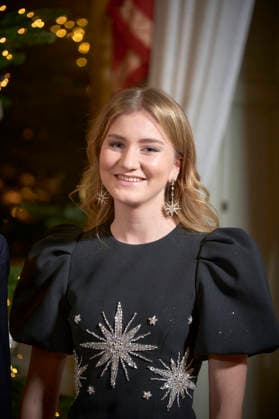 Annual Christmas Concert At The Royal Palace - Brussels Brussels, December 17, 2025. The traditional Christmas celebration took place at the Royal Palace in Brussels in the presence of King Philippe, Queen Mathilde, Princess Eléonore, and Princess Elisabeth. Belgian singer Typh Barrow sang a Christmas carol. Photo by Olivier Polet ABACAPRESS.COM Brussels Belgium  Copyright: xPoletxOlivier ABACAx