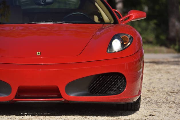 Donald Trump’s old Ferrari selling for £750,000 Story From Jam Press (Donald Trump Ferrari) Pictured: Donald Trump’s 2007 Ferrari F430 F1. Donald Trump’s old Ferrari selling for £750,000 Donald Trump’s old Ferrari is being sold for £750,000. The US President got the classic red F430 F1 brand new in 2007. It was ten years before he was elected to the White House. He was hosting the US version of The Apprentice at the time. It would have set him back about £120,000 when he got it 18 years ago. The 196mph supercar was delivered to the now 79-year-old Trump Tower in New York City. The car is being sold with Trump’s distinctive signature on the paperwork. The Ferrari boasts a 4.3 litre V8 engine and has only done 9,493 miles. The car  Copyright: xJamxPress PhotosxCourtesyxofxMecumxAuctions,xInc.