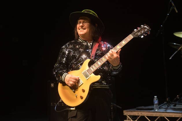 Slade performing at Shepherd™s Bush Empire LONDON, ENGLAND - DECEMBER 17: Dave Hill of ™Slade™ performing at Shepherd™s Bush Empire on December 17, 2025 in London, England. CAP MAR MAR Great Britain Copyright: xMartinxHarris CapitalxPicturesx