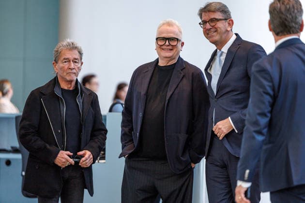 Bundeskabinett Peter Maffay und Herbert Groenemeyer beim Musikgipfel mit Wolfram Weimer Beauftragter der Bundesregierung für Kultur und Medien, am 18.12.25 im Bundeskanzleramt Berlin. Berlin Berlin Deutschland Bundeskanzleramt