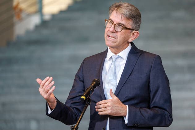 Bundeskabinett Wolfram Weimer, Beauftragter der Bundesregierung für Kultur und Medien, beim Musikgipfel am 18.12.25 im Bundeskanzleramt. Berlin Berlin Deutschland Bundeskanzleramt