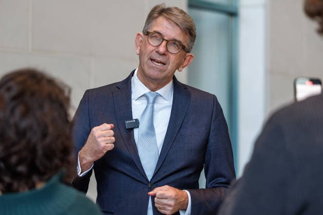 Bundeskabinett Wolfram Weimer, Beauftragter der Bundesregierung für Kultur und Medien, beim Musikgipfel am 18.12.25 im Bundeskanzleramt. Berlin Berlin Deutschland Bundeskanzleramt