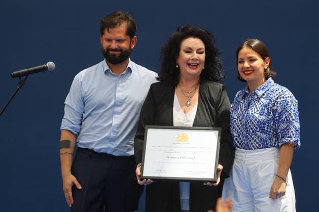 Santiago, December 18, 2025 President Gabriel Boric leads the award ceremony of the President of the Republic Awards for National Music and Performing Arts 2025 Jonnathan Oyarzun Aton Chile, Santiago Chile Aton 1112981  Copyright: JONNATHANxOYARZUN ATONxCHILE