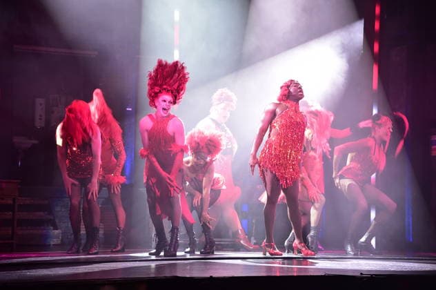 PREMIERE VON ãKINKY BOOTS Ð THE MUSICALÒ Buehnenshow PREMIERE VON ãKINKY BOOTS Ð THE MUSICALÒ im Berliner Admiralspalast in Berlin am 18.12.2025