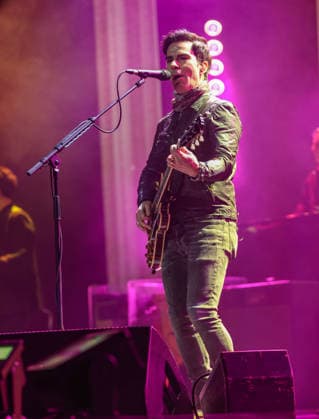 The Stereophonics performing at The O2 Arena on their Winter Arena Tour 18th December 2025 Kelly Jones of The Stereophonics performing at The O2 Arena on their Winter Arena Tour London, United Kingdom 18th December 2025, Credit:Ray Hill Avalon  Copyright: xRayxHillx xAvalonx 1060253219