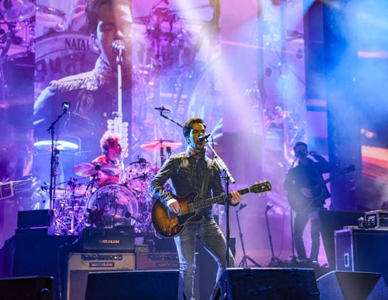 The Stereophonics performing at The O2 Arena on their Winter Arena Tour 18th December 2025 Jamie Morrison and Kelly Jones of The Stereophonics performing at The O2 Arena on their Winter Arena Tour London, United Kingdom 18th December 2025, Credit:Ray Hill Avalon  Copyright: xRayxHillx xAvalonx 1060254683