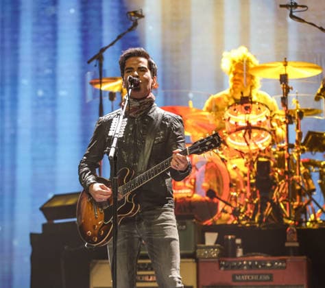 The Stereophonics performing at The O2 Arena on their Winter Arena Tour 18th December 2025 Kelly Jones of The Stereophonics performing at The O2 Arena on their Winter Arena Tour London, United Kingdom 18th December 2025, Credit:Ray Hill Avalon  Copyright: xRayxHillx xAvalonx 1060254808