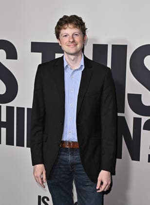 Searchlight Pictures™ ˜Is This Thing On?™ Premiere James Newberry arriving at Searchlight Pictures™ Is This Thing On? Los Angeles premiere held at Vidiots on December 18, 2025 in Los Angeles, CA. Los Angeles Vidiots California USA Copyright: xStarbuck xAFF-USA.COMx