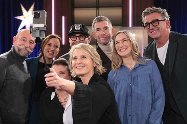 Horst Lichter, Carina Raddatz, Meltem Kaptan, Susan Link, Mark Forster, Micky Beisenherz, Franca Cerutti und Hans Sigl bei der Aufzeichnung der WDR-Talkshow Kölner Treff im WDR Studio BS 3. Köln, 18.12.2025