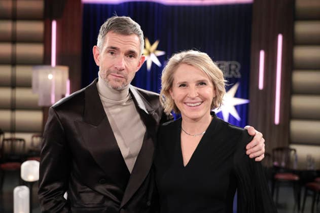 Micky Beisenherz und Susan Link bei der Aufzeichnung der WDR-Talkshow Kölner Treff im WDR Studio BS 3. Köln, 18.12.2025