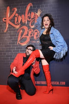 18.12.2025, Steven Preisner und Anika Lehmann, Premiere von Kinky Boots - The Musical, Admiralspalast, Berlin, Berlin