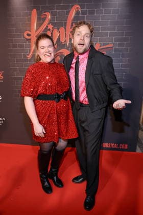 18.12.2025, Gisa Flake und Knud Riepen, Premiere von Kinky Boots - The Musical, Admiralspalast, Berlin, Berlin