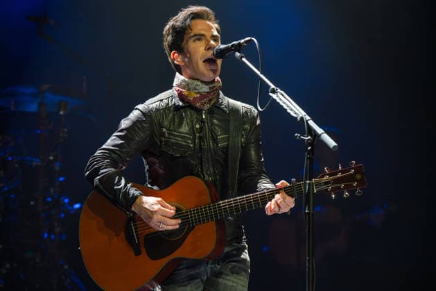 December 18, 2025, London, United Kingdom: Kelly Jones of The Stereophonics seen performing live on stage at The O2 Arena. Stereophonics played The O2 Arena 18th December 2025 As the last date in their Winter Arena Tour . Stereophonics are Kelly Jones, Richard Jones, Adam Zindani and Jamie Morrison London United Kingdom - ZUMAs197 20251218_aaa_s197_384 Copyright: xBonniexBritainx