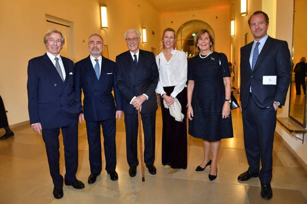Leopold Poldi von Bayern, Herzog Franz von Bayern mit seinen Lebensgefährten, Uschi von Bayern 30. BMW Adventskonzert Charity, Benefiz Herkulessaal Residenz München 16. Dezember 2025
