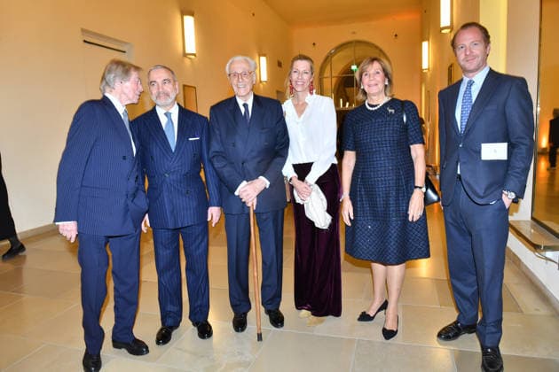 Leopold Poldi von Bayern, Herzog Franz von Bayern mit seinen Lebensgefährten, Uschi von Bayern 30. BMW Adventskonzert Charity, Benefiz Herkulessaal Residenz München 16. Dezember 2025