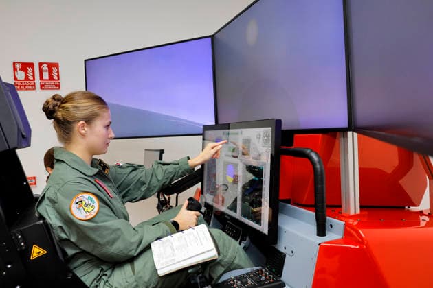 Princess Leonor makes her first solo flight at the General Academy of Air and Space Princess Leonor during her training at the General Academy of Air and Space, on December 19, 2025, in San Javier Murcia, Spain FAMOSOSOS PRINCESA ACADEMIA SAN JAVIER Casa de S M el Rey 19 12 2025 San Javier Murcia, Espana San Javier Murcia, Espana Spain  Copyright: xCasaxdexS.M.xelxReyx 7178949