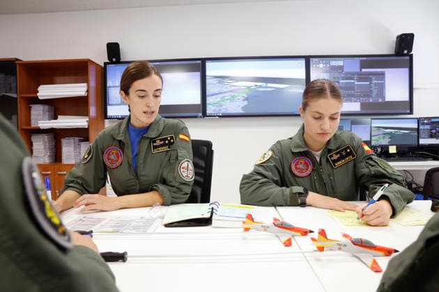 Princess Leonor makes her first solo flight at the General Academy of Air and Space Princess Leonor during her training at the General Academy of Air and Space, on December 19, 2025, in San Javier Murcia, Spain FAMOSOSOS PRINCESA ACADEMIA SAN JAVIER Casa de S M el Rey 19 12 2025 San Javier Murcia, Espana San Javier Murcia, Espana Spain  Copyright: xCasaxdexS.M.xelxReyx 7178950