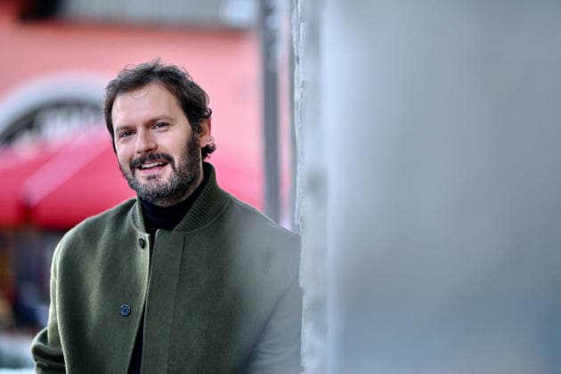 Les Arcs Film Festival - Day six. FC LES ARCS, FRANCE - DECEMBER 19 Hugo Becker poses during Day Seven of Les Arcs Film Festival on December 19, 2025 in Les Arcs, France. Photo by Franck Castel ABACAPRESS.COM Les Arcs France  Copyright: xCastelxFranck ABACAx