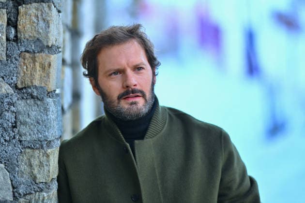 Les Arcs Film Festival - Day six. FC LES ARCS, FRANCE - DECEMBER 19 Hugo Becker poses during Day Seven of Les Arcs Film Festival on December 19, 2025 in Les Arcs, France. Photo by Franck Castel ABACAPRESS.COM Les Arcs France  Copyright: xCastelxFranck ABACAx