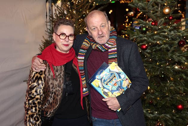 Leonard Lansink und seine Ehefrau Maren Muntenbeck bei der Roncalli Weihnachtscircus Premiere im Tempodrom am 19.12.2025 in Berlin Roncalli Weihnachtscircus Premiere in Berlin