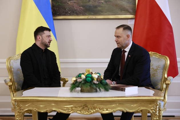 Ukrainian President Volodymyr Zelenskiy visits Poland Ukrainian President Volodymyr Zelenskiy meets Polish President Karol Nawrocki at the Presidential Palace in Warsaw, Poland, December 19, 2025. 1060332259  1060332259