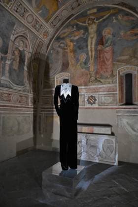 Milan, Italy Giorgio Armani.Milan, for love on display at the Pinacoteca di Brera for the first time an exhibition dedicated to the stylistic journey of Giorgio Armani welcoming a selection of clothes in its prestigious rooms a union of fashion and art In the photo: Giorgio Armani s clothes on display  Copyright: xNickxZonnax xipa-agency.netx xNickxZonnax IPA_Agency_IPA69325478
