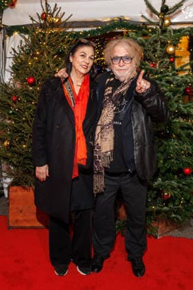 Premiere - 21. Roncalli Weihnachtscircus - Eliana Paul und Bernhard Paul bei der Premiere des 21. Roncalli Weihnachtscircus im Tempodrom am 19.12.2025 in Berlin. Copyright: xEventpressxKochanx